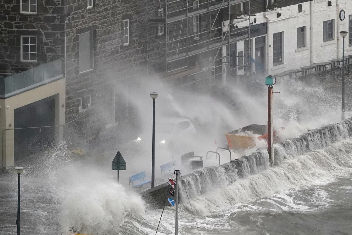 Storm Ashley set to ravage parts of UK with winds of up to 80mph