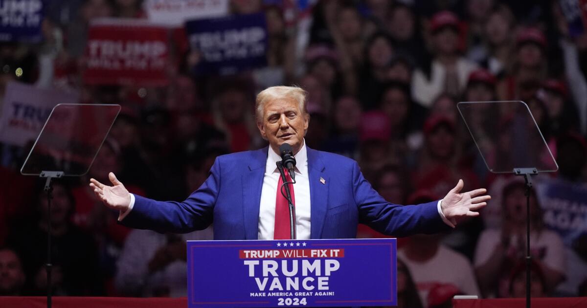 Trump holds bombastic, incendiary homecoming rally at Madison Square Garden