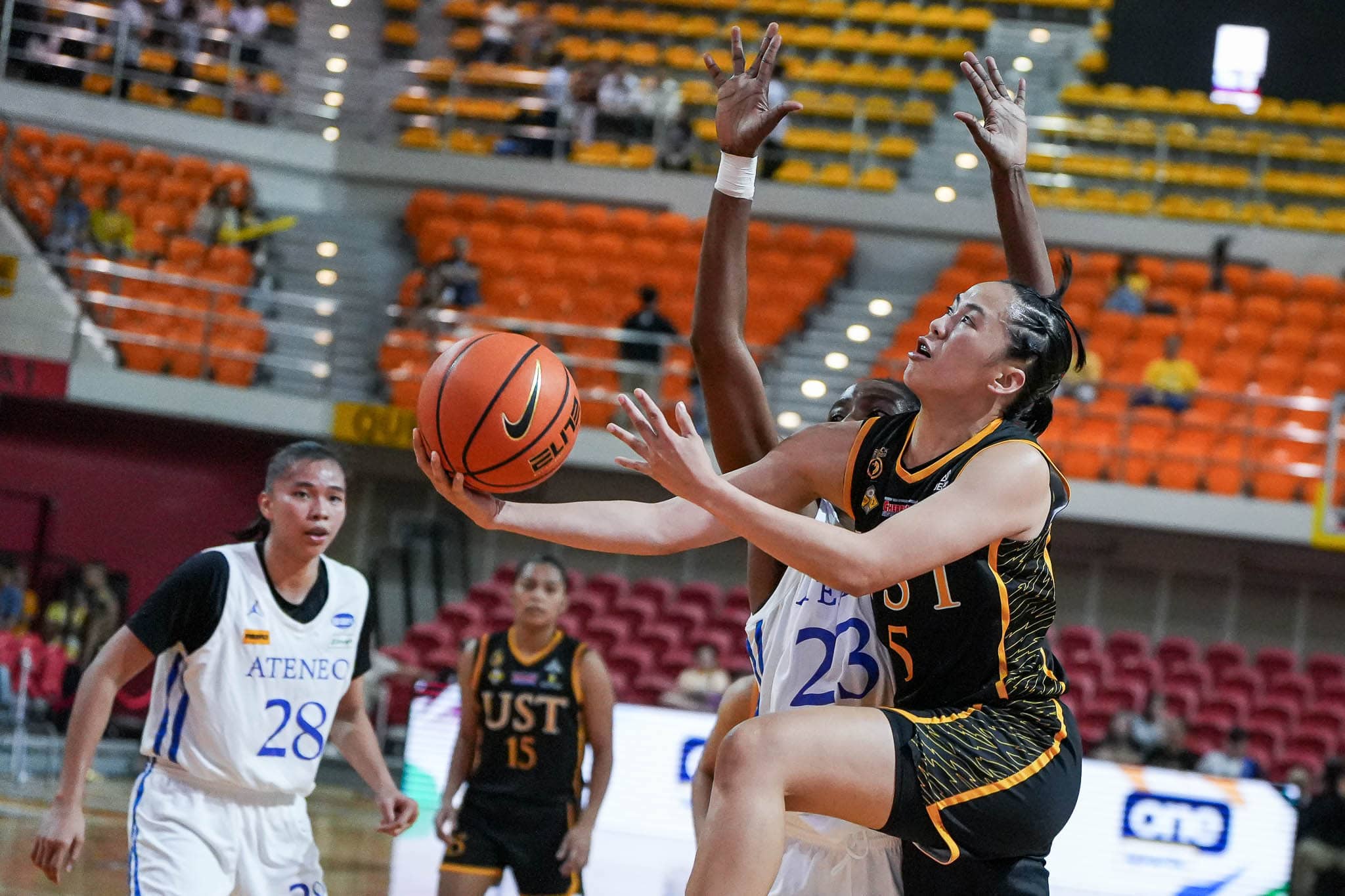 UAAP: Kent Pastrana struggles but still leads UST past Ateneo