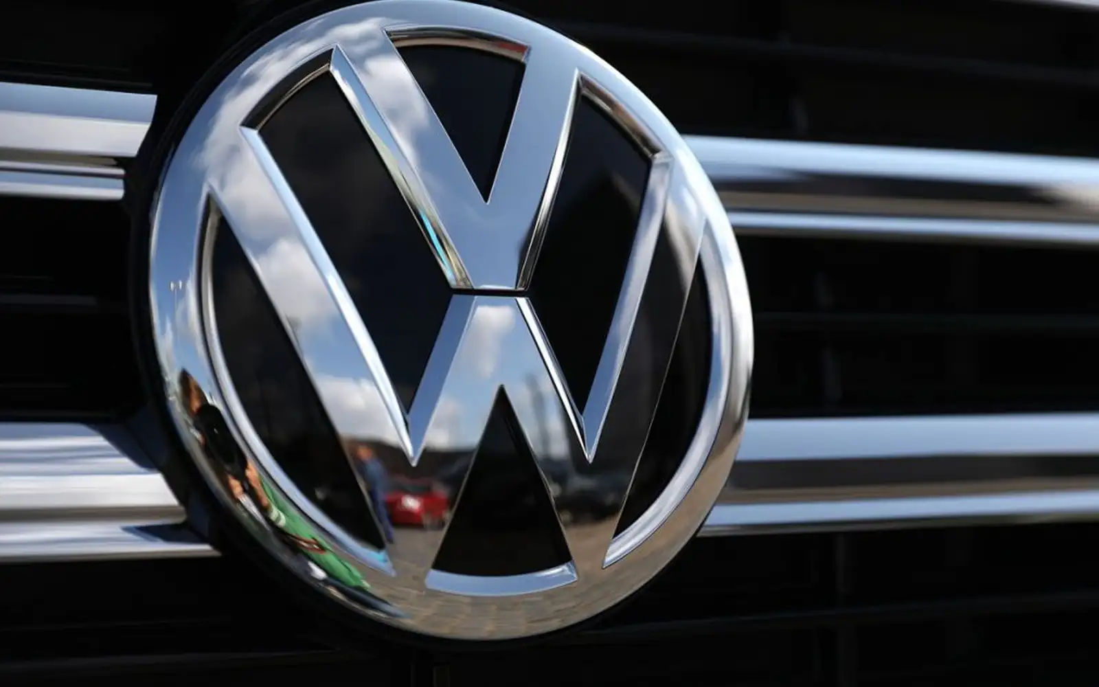 UK fines Volkswagen £5.4mil over mistreatment of customers