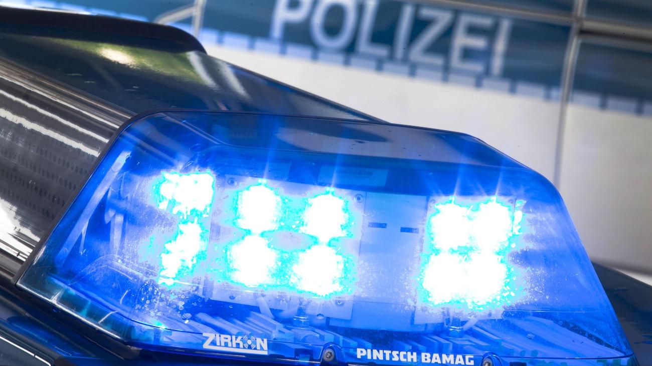 Unfälle: 17-jähriger Motorradfahrer stirbt bei Frontalkollision