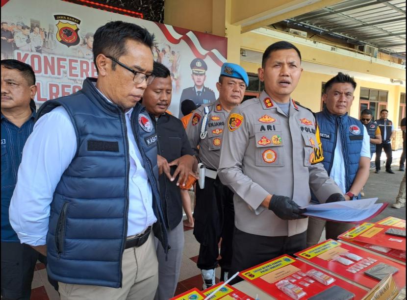 Ungkap Jaringan Narkoba, Polres Indramayu Tangkap Pengedar dan Pemakai |Republika Online