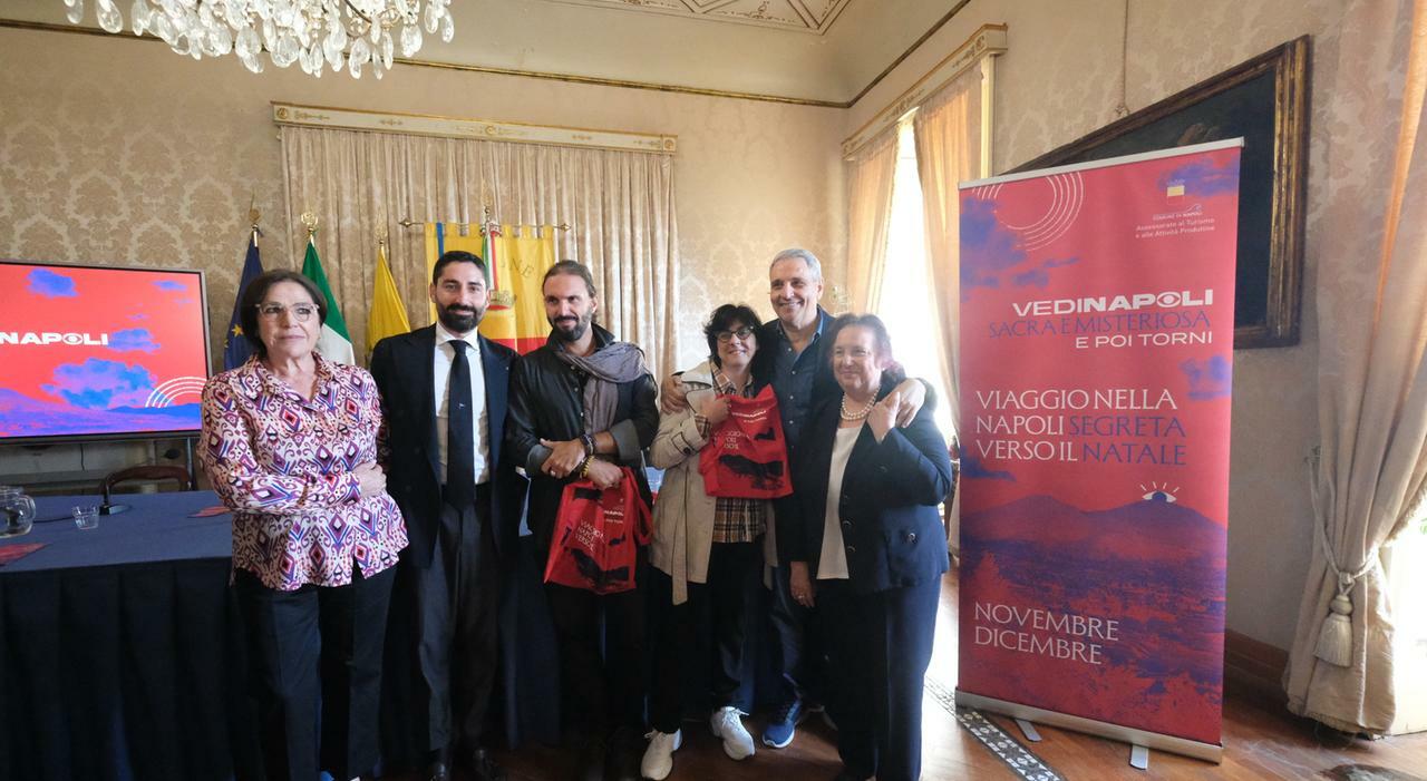 Vedi Napoli sacra e misteriosa: due mesi di eventi dai tour ai concerti