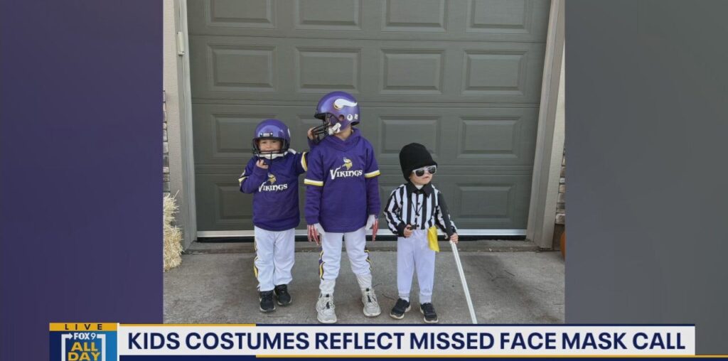 Vikings fan dresses kids as Sam Darnold missed facemask for Halloween