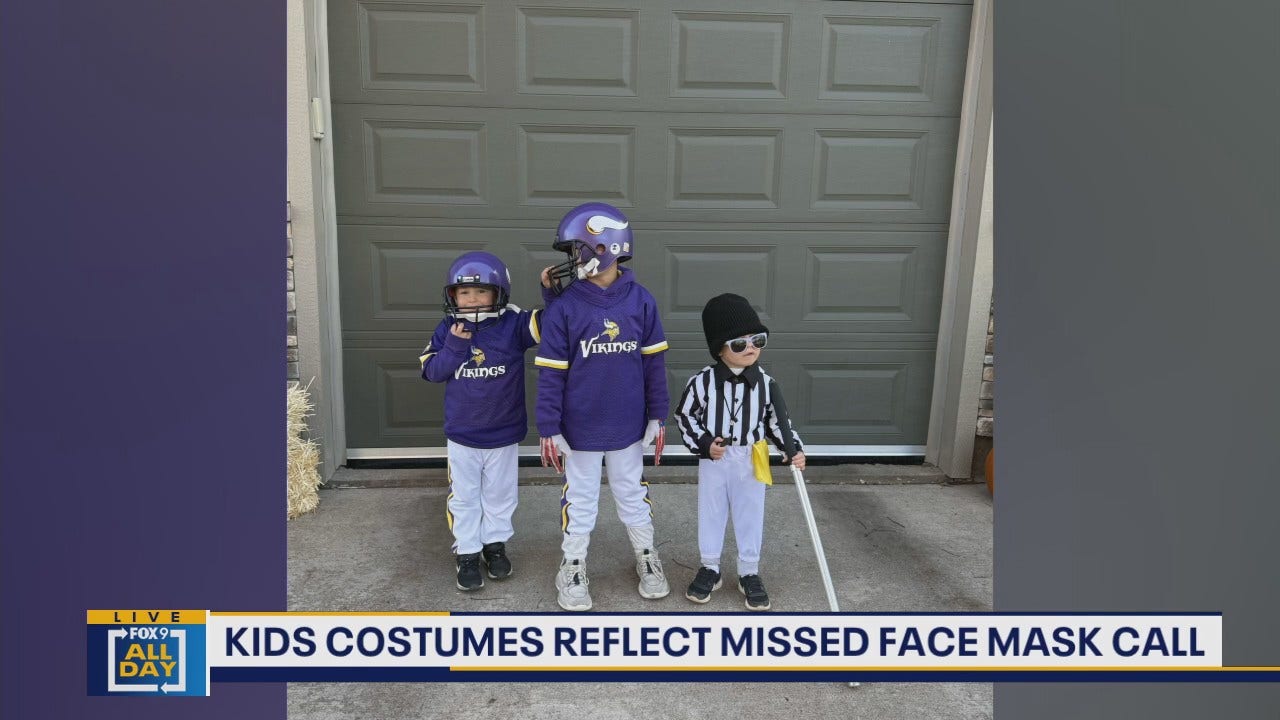 Vikings fan dresses kids as Sam Darnold missed facemask for Halloween