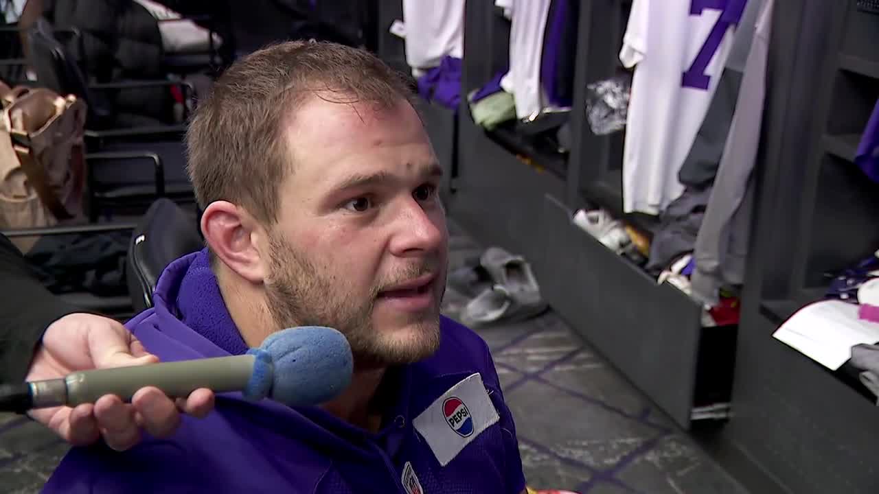 Vikings players react to Christian Darrisaw’s injury