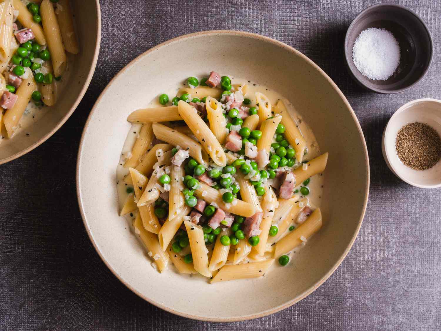 Weeknight Pasta Prosciutto e Piselli (Creamy Pasta With Prosciutto Cotto and Peas)