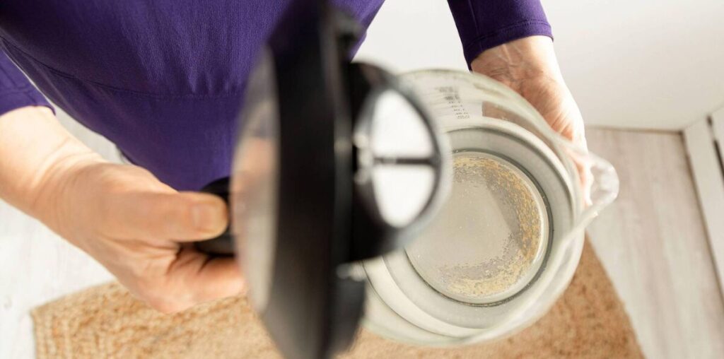 What’s lurking in your kettle if you don’t wash it?