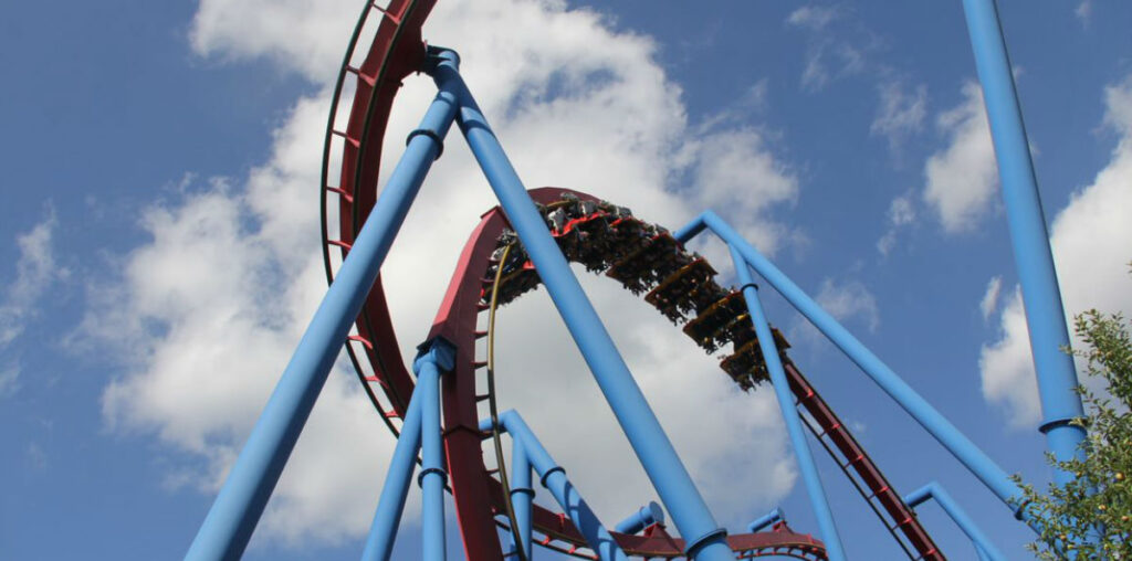 When does Six Flags Great America close for the season? Here are the final chances to stop by