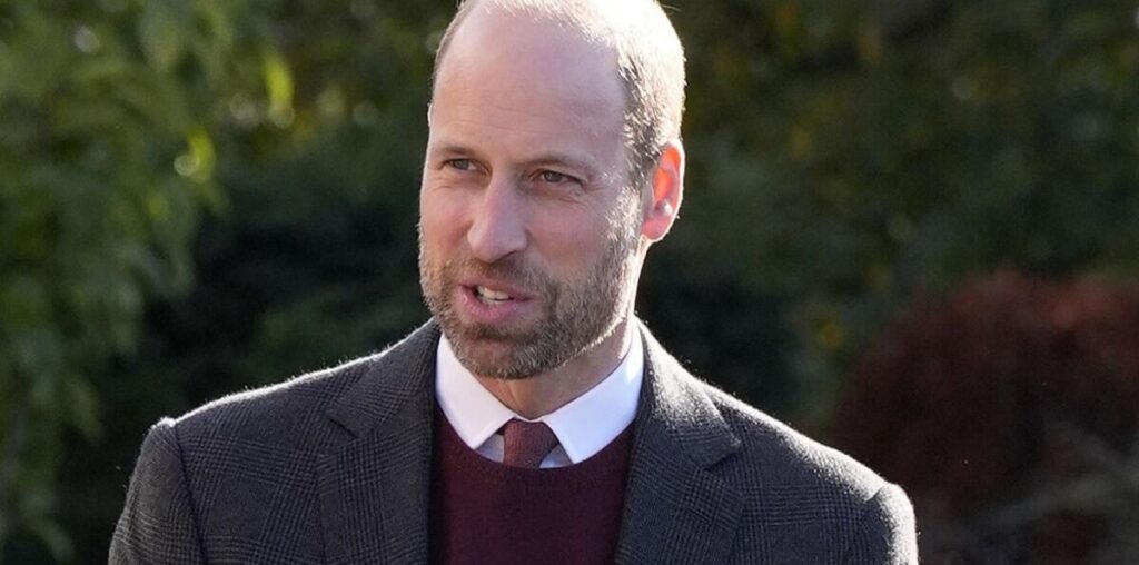 William interrupts break with George, Charlotte and Louis to send 5-word message