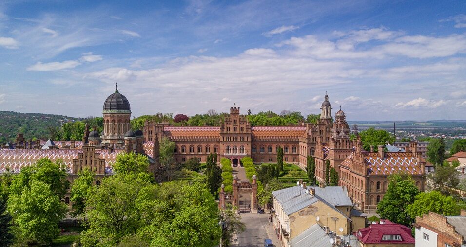 Yale vs Harvard: Campus Culture, Academics, and Beyond!  | Amber