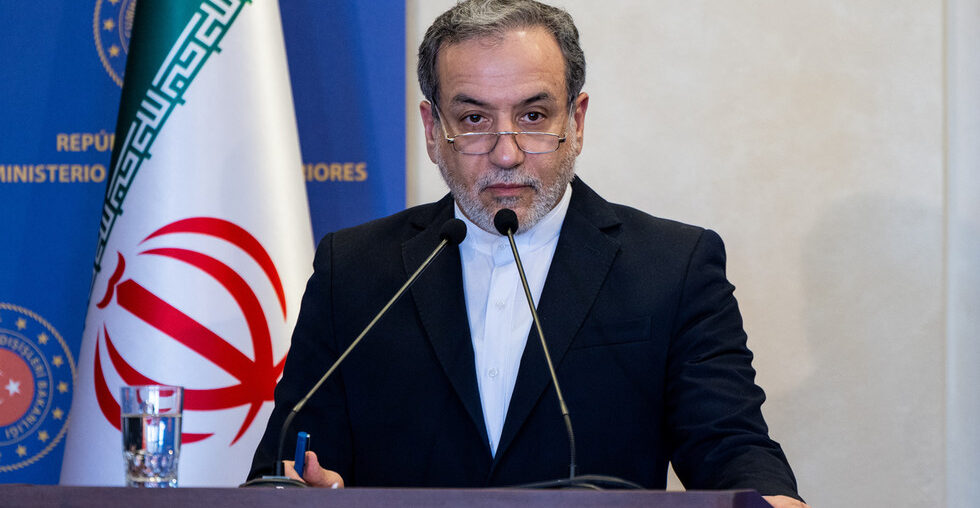 https://www.rt.com/news/605978-iran-us-israel-araghchi/Iran warns US over Israeli strike