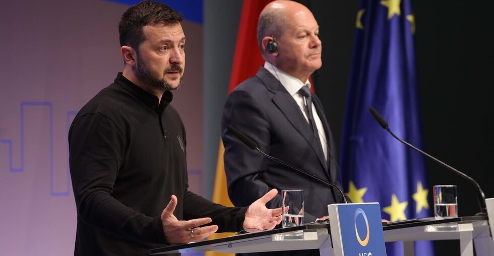 https://www.rt.com/russia/605649-zelensky-demands-germany-deaf-ears/Zelensky’s demands ‘fell on deaf ears in Berlin’ – Bild