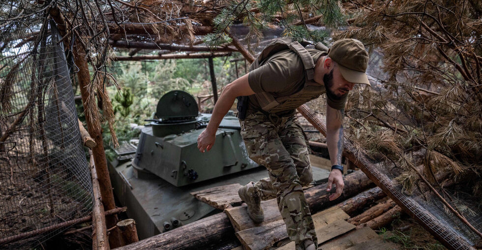 https://www.rt.com/russia/606122-ukraine-troops-abandoning-posts/Ukrainian troops increasingly abandoning posts – El Pais