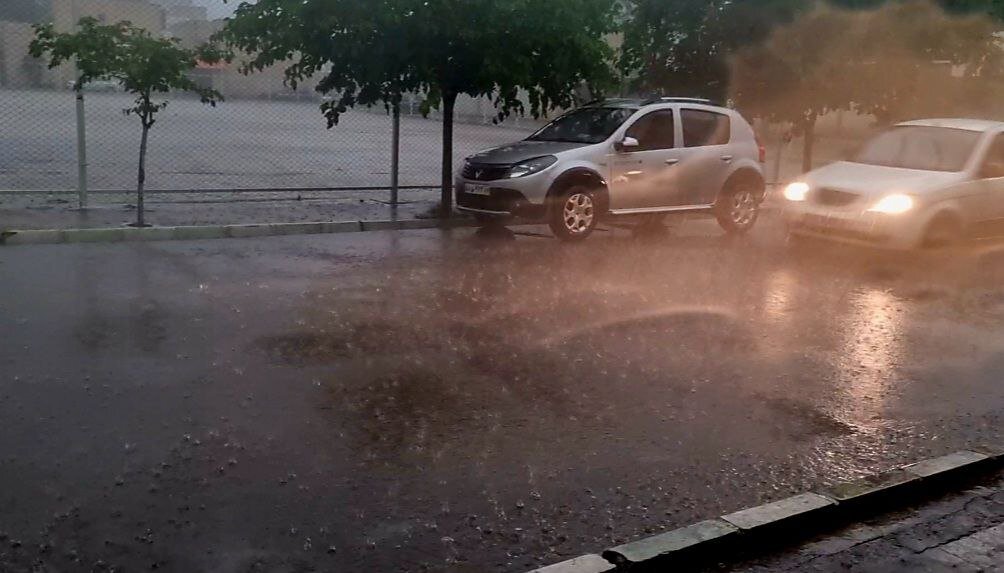 بارش شدید باران مشهد را فرا گرفت