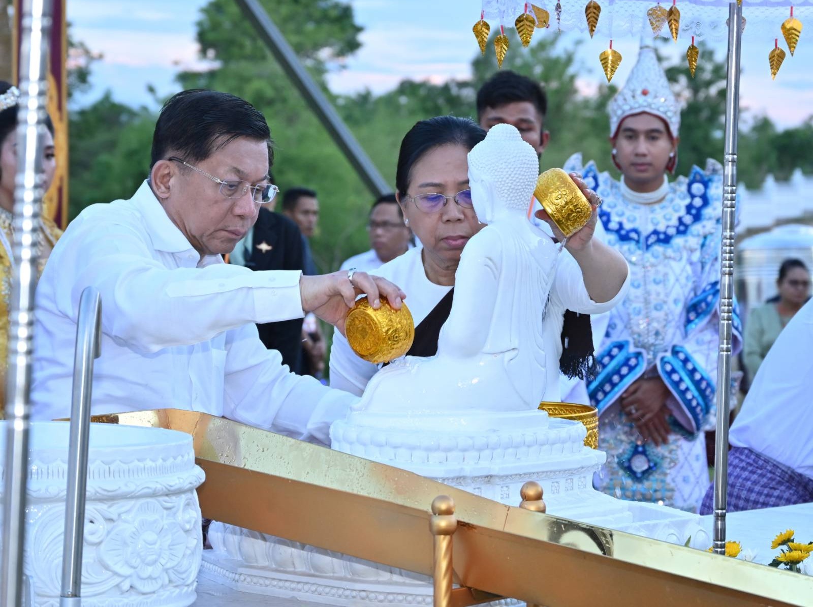 ကျောက်တော်မြို့ထဲ လေတပ်ဗုံးကြဲ၊ ၄ ဦးသေကာ အများအပြား ဒဏ်ရာရ – Myanmar Now