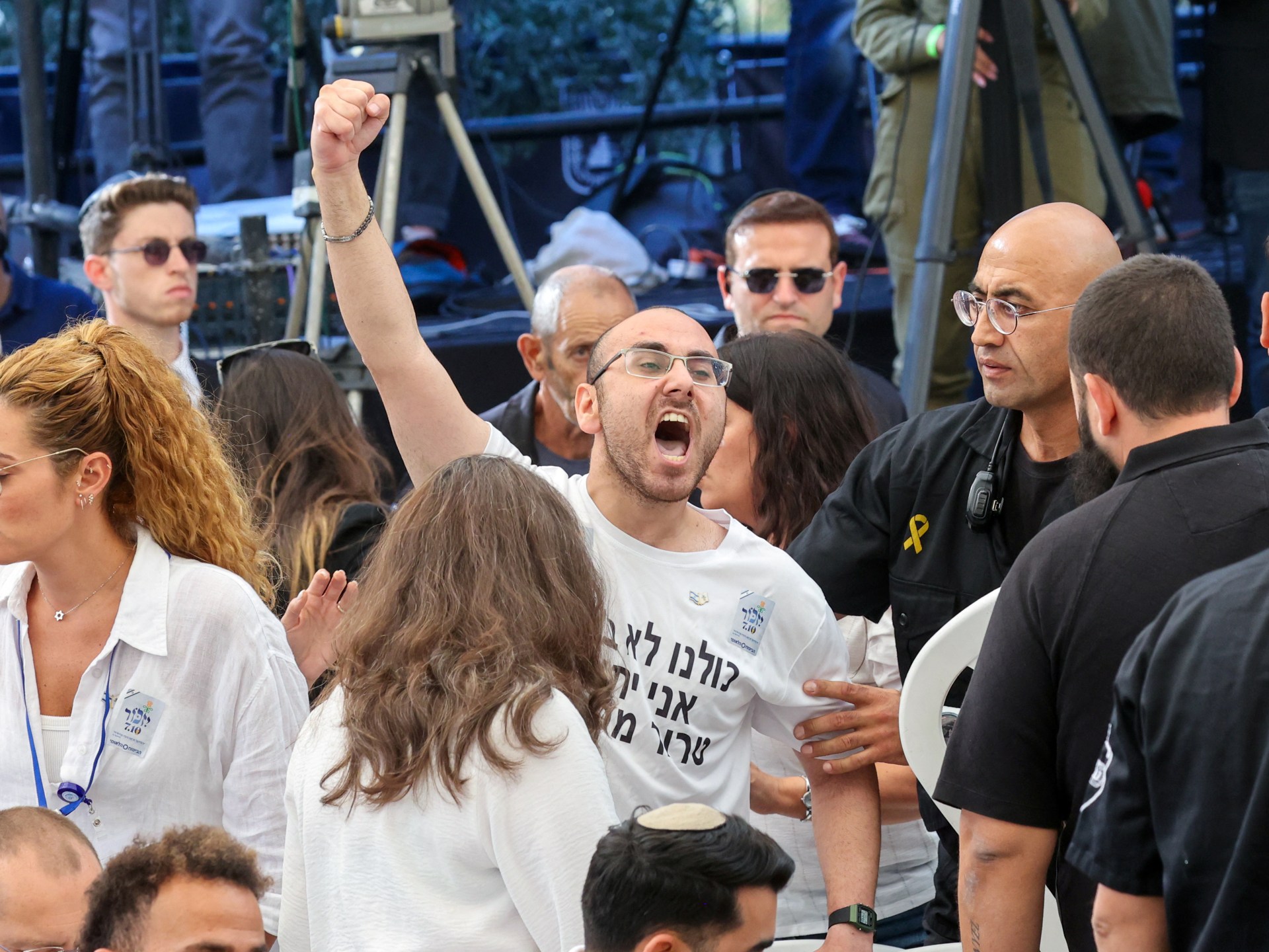 ‘Shame on you’: Protesters interrupt Netanyahu as Gaza truce talks resume