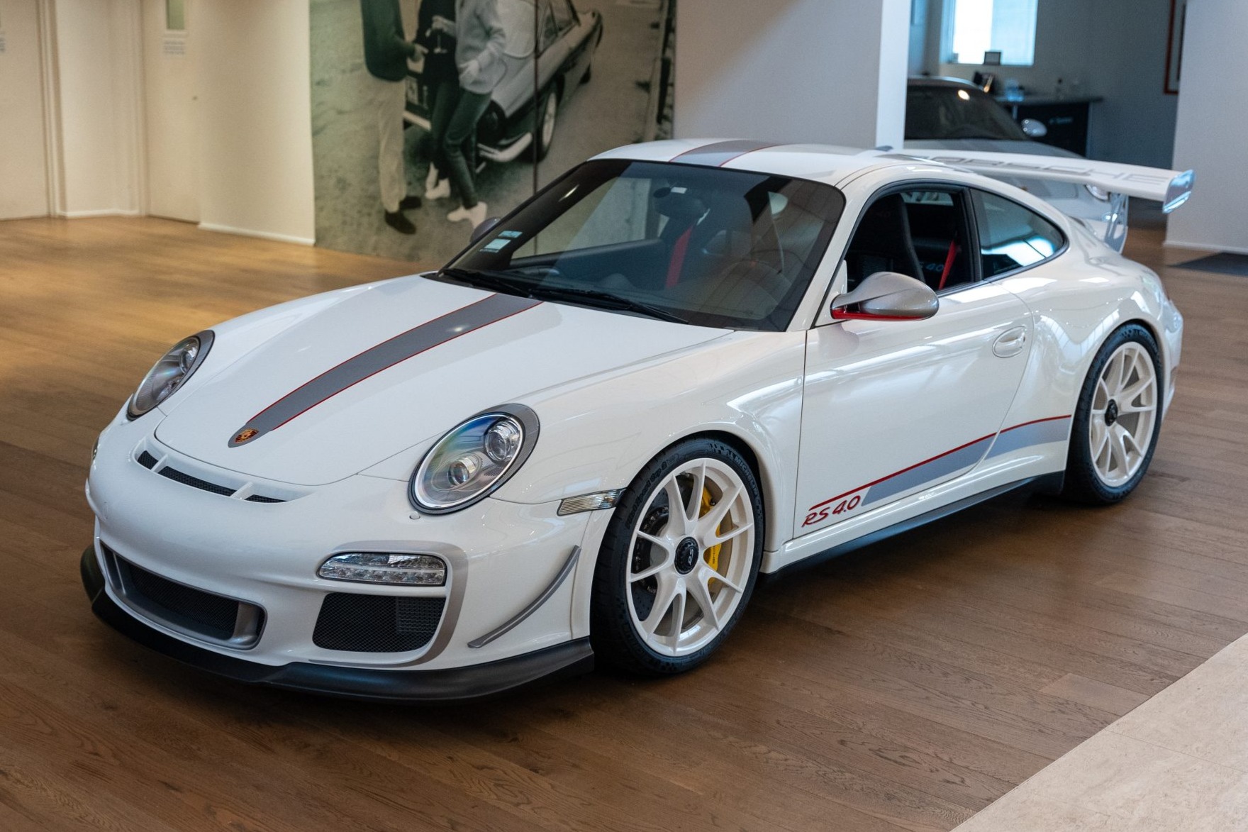 144-Mile 2011 Porsche 911 GT3 RS 4.0