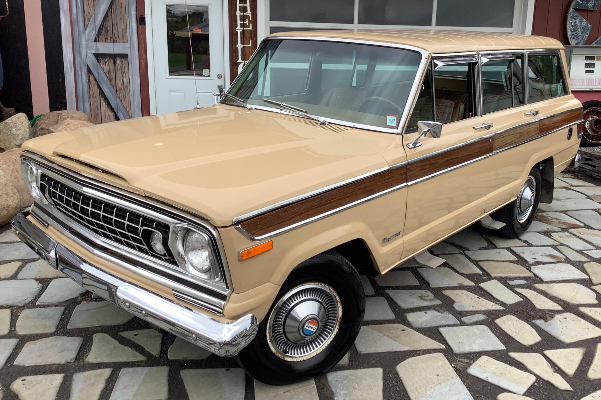 1977 Jeep Wagoneer Custom