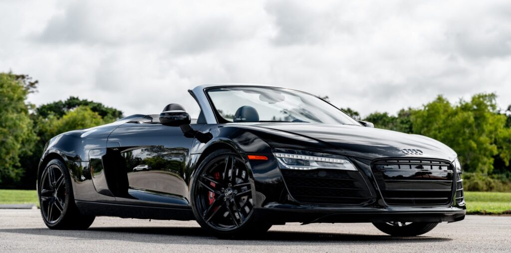 2014 Audi R8 Spyder 6-Speed