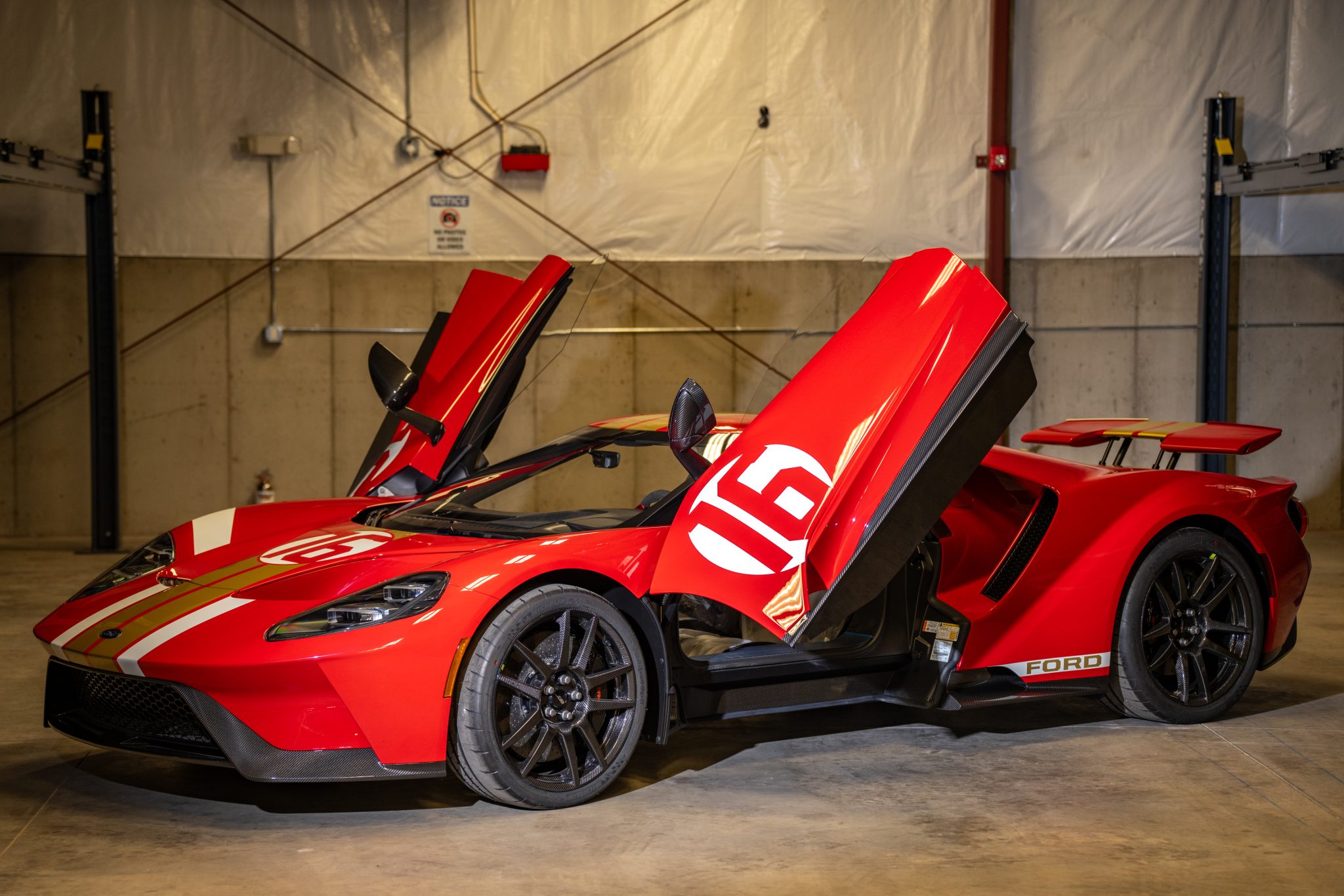 2022 Ford GT Alan Mann Heritage Edition