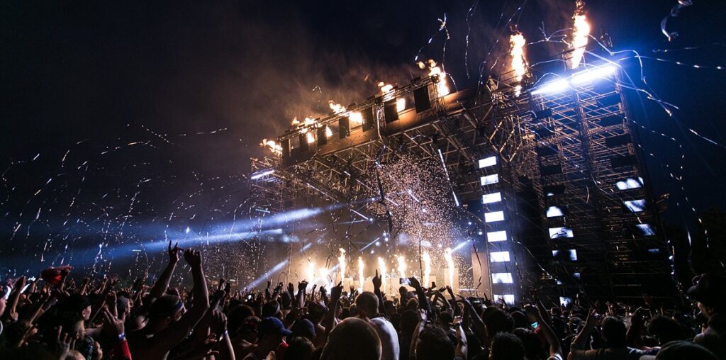 25 Best Music Festivals In The UK You Can't Miss Out!	  | Amber