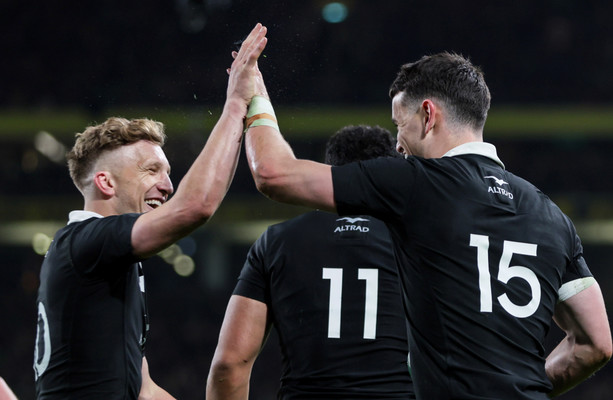 All Blacks storm Dublin as sloppy Ireland come off second best