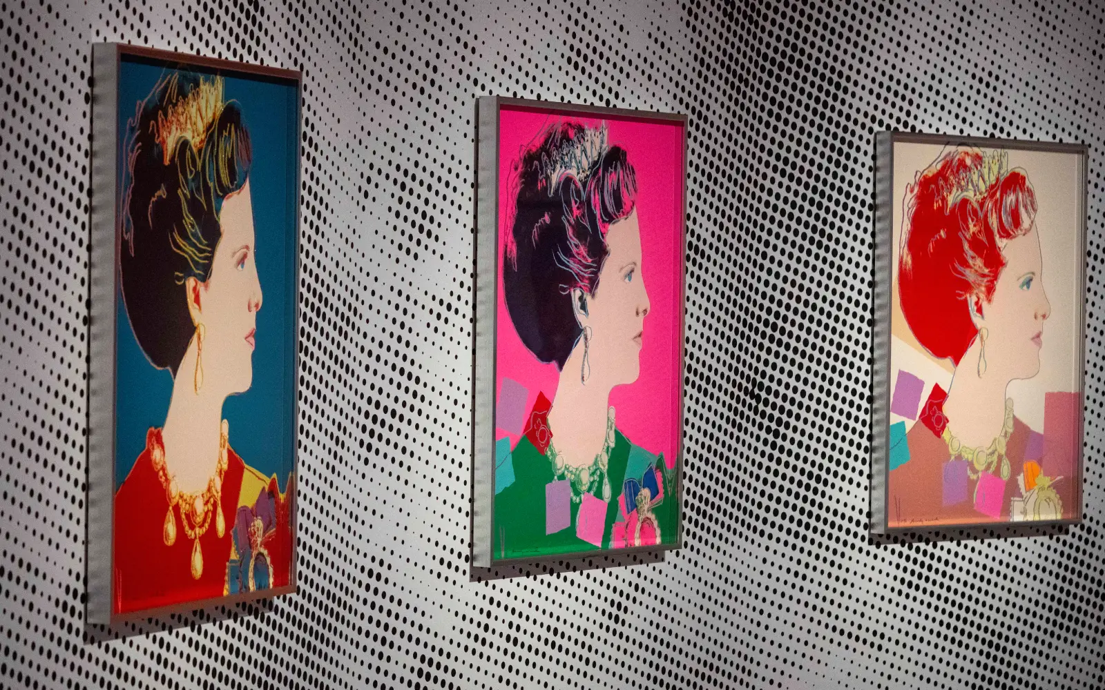 Andy Warhol artworks stolen from Dutch gallery