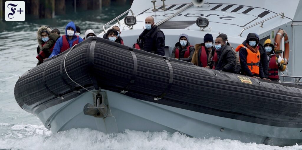 Anti-Terror-Methoden sollen Flüchtlingsboote im Ärmelkanal stoppen