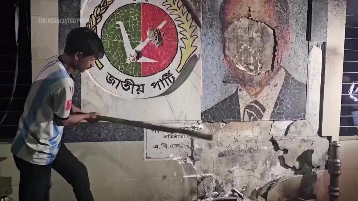 Attackers set fire to HQ of Bangladesh party that backed ousted leader Hasina