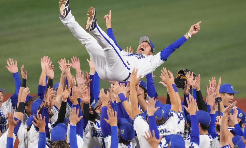 BayStars Overwhelm Hawks to Capture Their 1st Japan Series Title in 26 Years