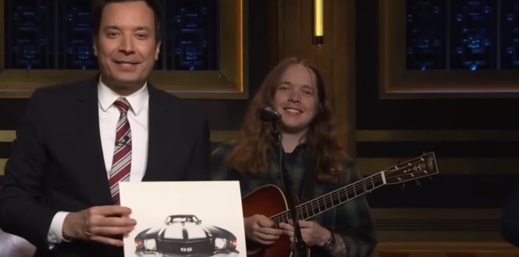 Billy Strings performs “Seven Weeks in County” on Fallon's Thanksgiving episode