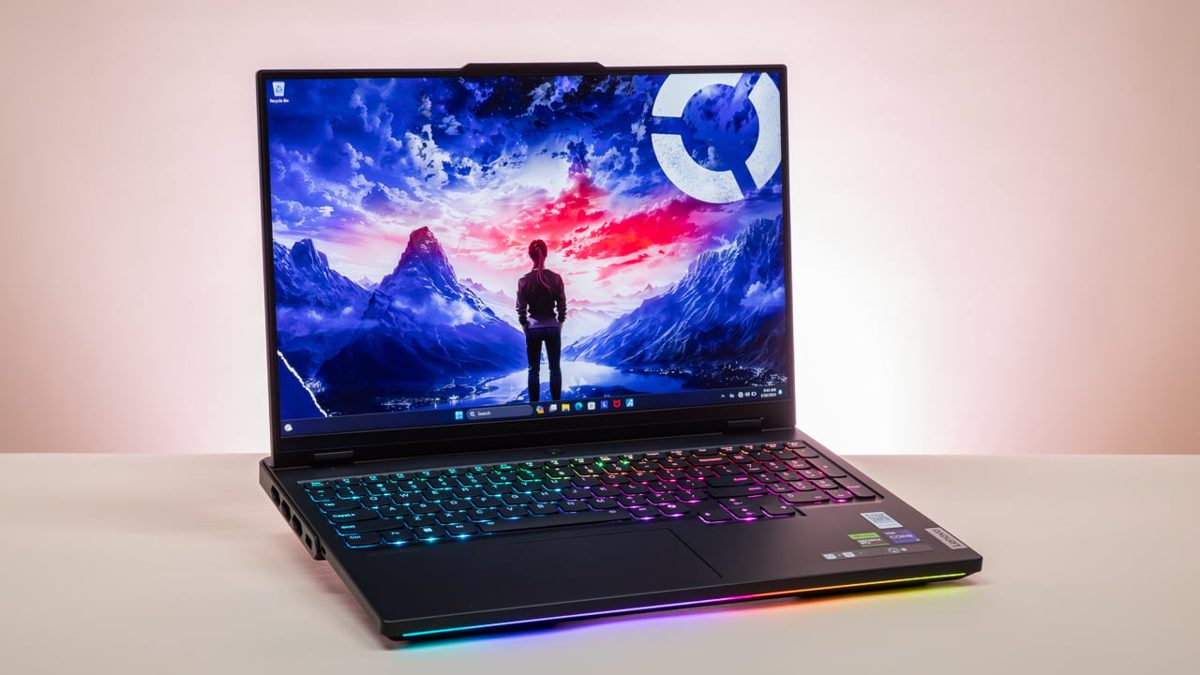 Black Friday AU: Save A$2,400 On Our Top-Rated Gaming Laptop