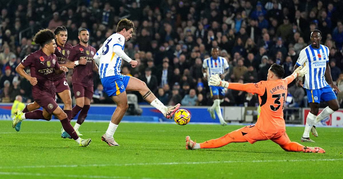 Brighton fight back to stun Man City as champions suffer fourth successive loss | BreakingNews.ie