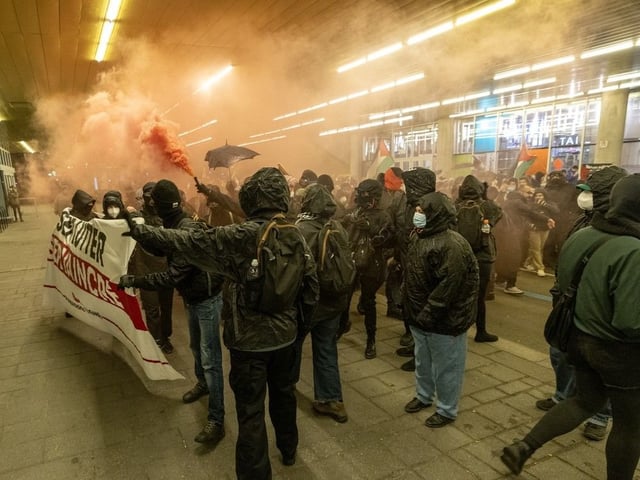 Cars burned, windows smashed at pro-Palestinian, anti-NATO demonstration in Montreal