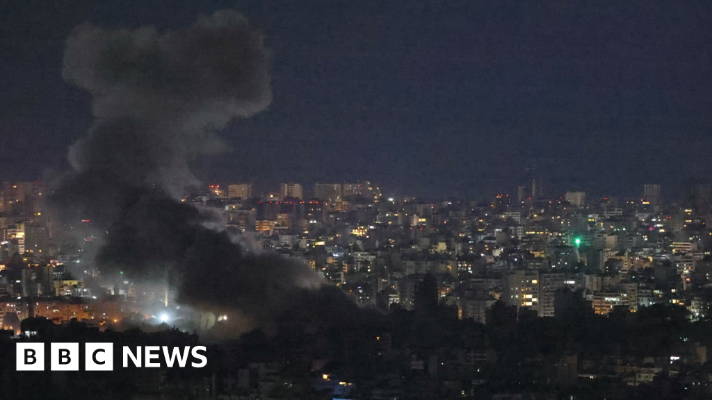 Central Beirut hit by massive Israeli air strikes – local media