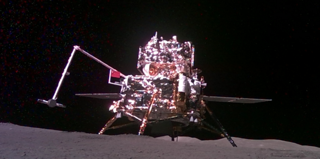 An image of the Chang'e 6 lander on the lunar surface at the far side of the moon