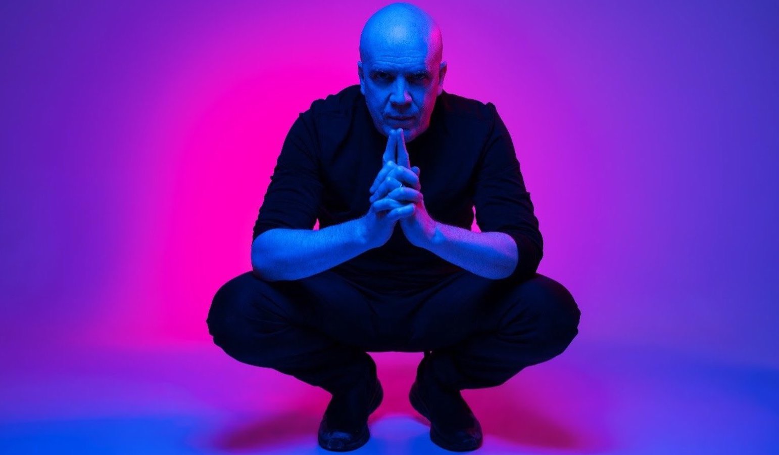 DEVIN TOWNSEND On Embracing Social Media As A Tool For Artists: “It’s What It Takes To Create Engagement With An Audience”