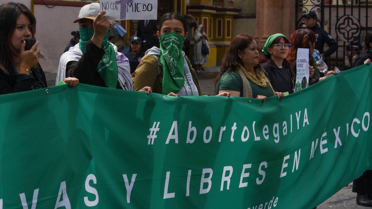 Demandarán feministas despenalización del aborto en Congreso CDMX