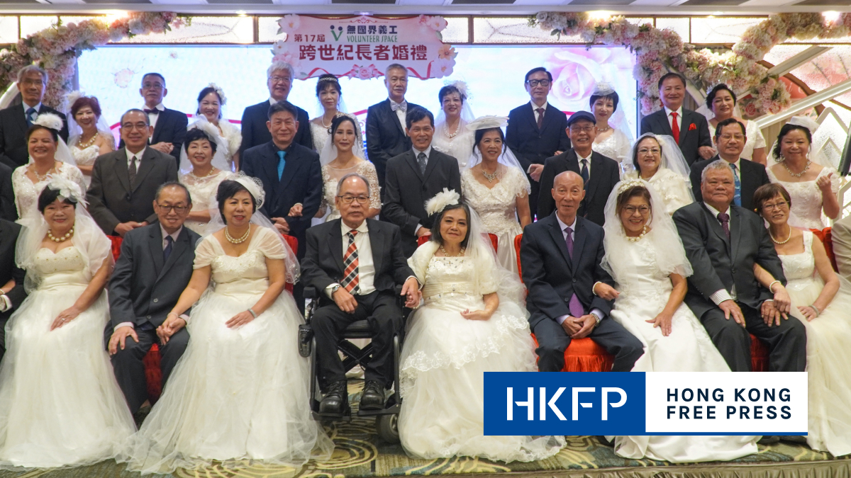 Elderly HK couples’ mass marriage event celebrates life, love