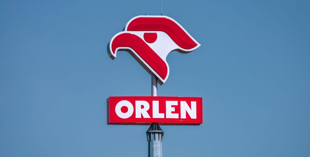 Energy giant Orlen reports huge profit plunge