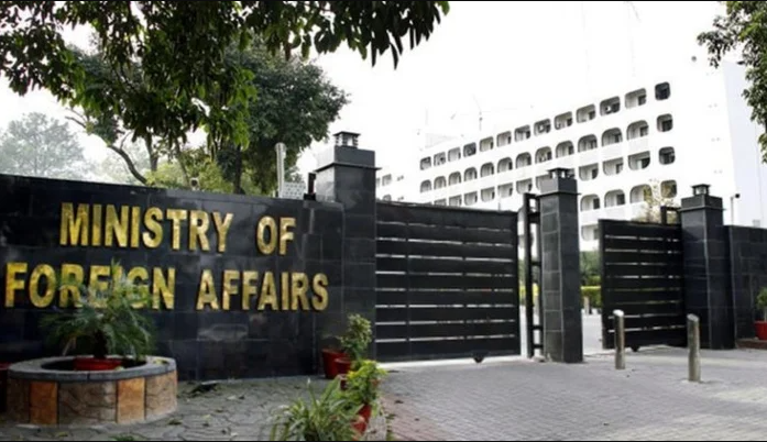 FO terms US lawmakers’ letter on Imran Khan’s release ‘a futile exercise’