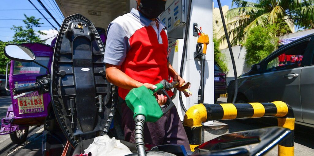 Fuel price hikes set on the last week of November | ABS-CBN News