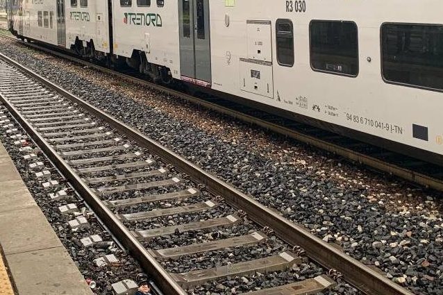 Guasto alla stazione di Monza, ritardi fino a 40 minuti per i treni diretti a Milano, Como, Lecco, Sondrio e Bergamo