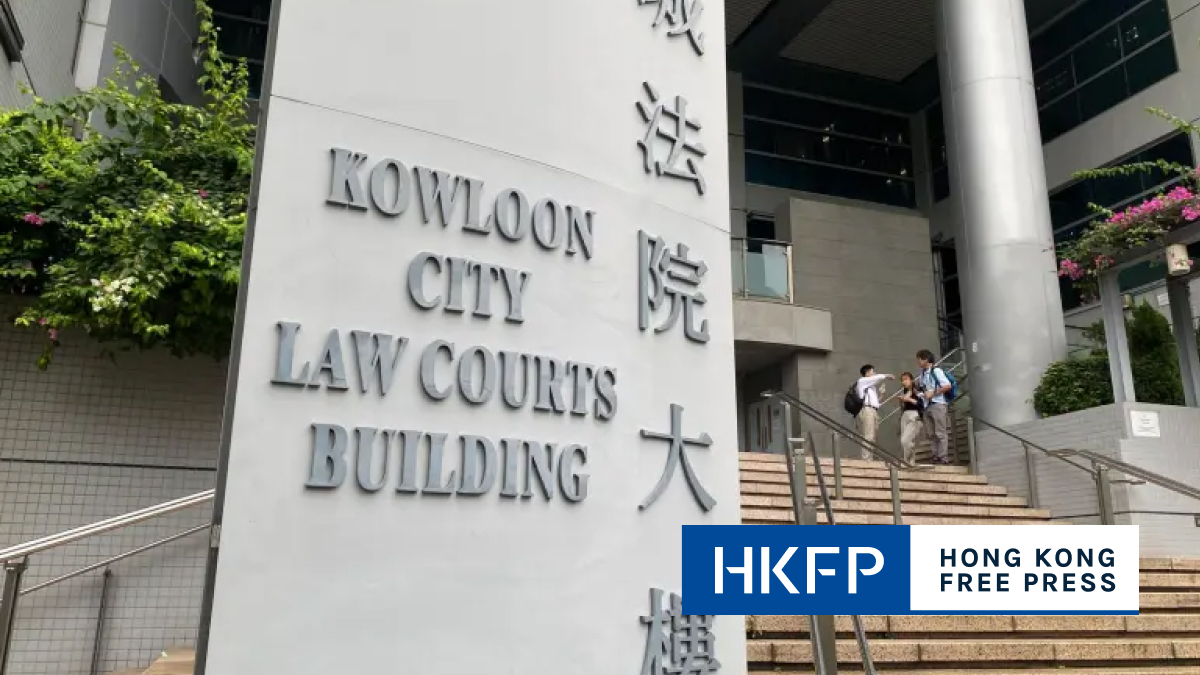 HK man arrested after charging at judge in courtroom with knife