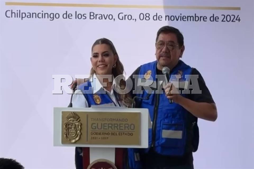 Hace Félix mitin de apoyo a hija…¡para que siga cantando!