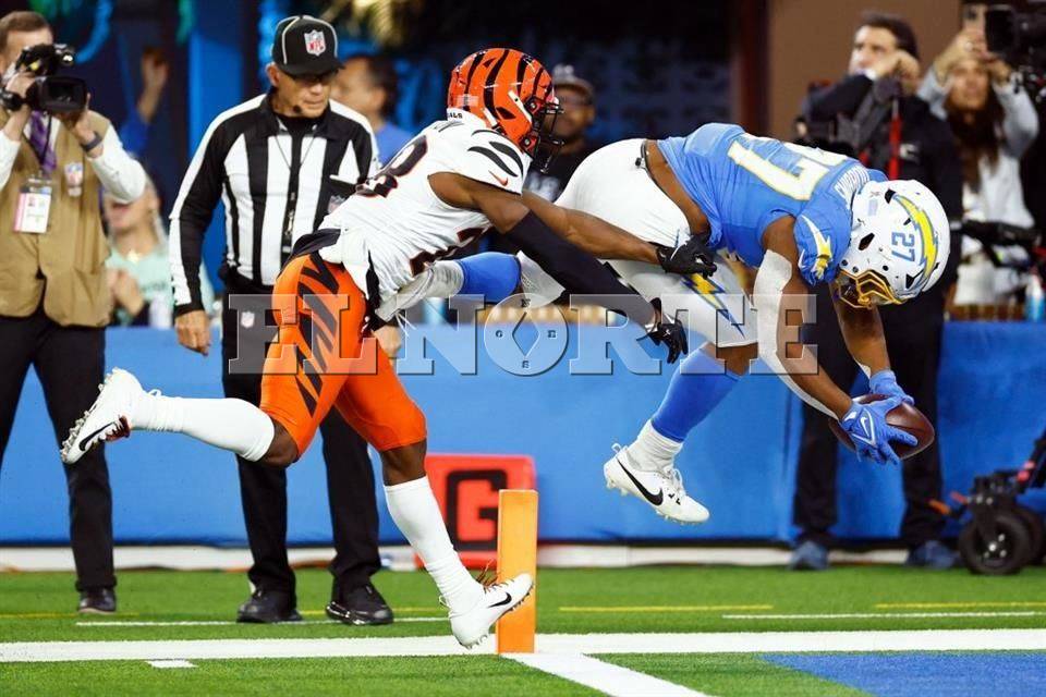 Herbert lleva a Chargers al triunfo ante Bengals