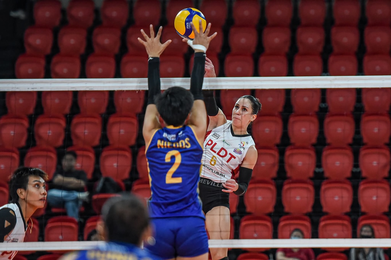 High Speed Hitters earn solo lead, cruise past Solar Spikers