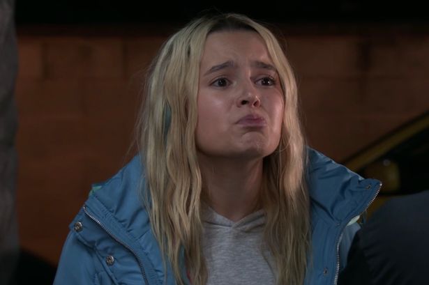 ITV Coronation Street fans 'work out' who will expose Betsy after Carla hospital twist