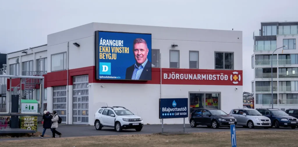 Icelanders head to the polls after government collapse